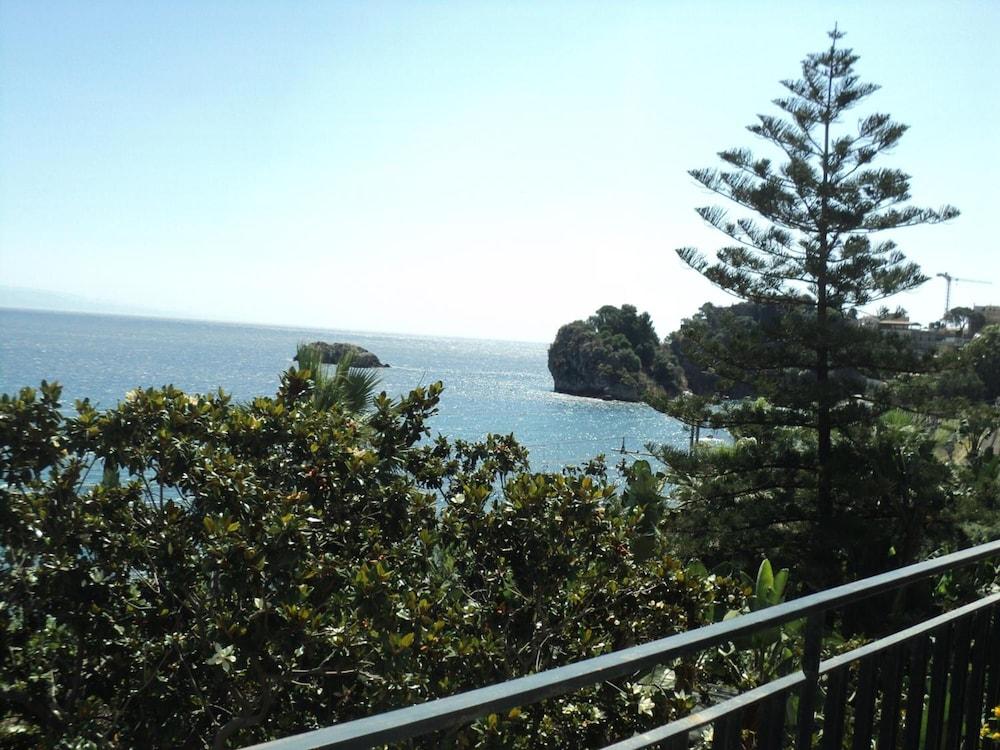 Hotel Baia Delle Sirene ตาออร์มินา ภายนอก รูปภาพ
