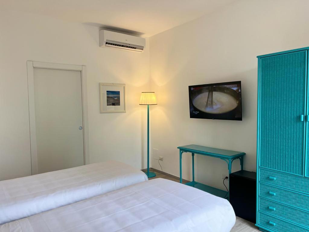 Hotel Baia Delle Sirene ตาออร์มินา ภายนอก รูปภาพ
