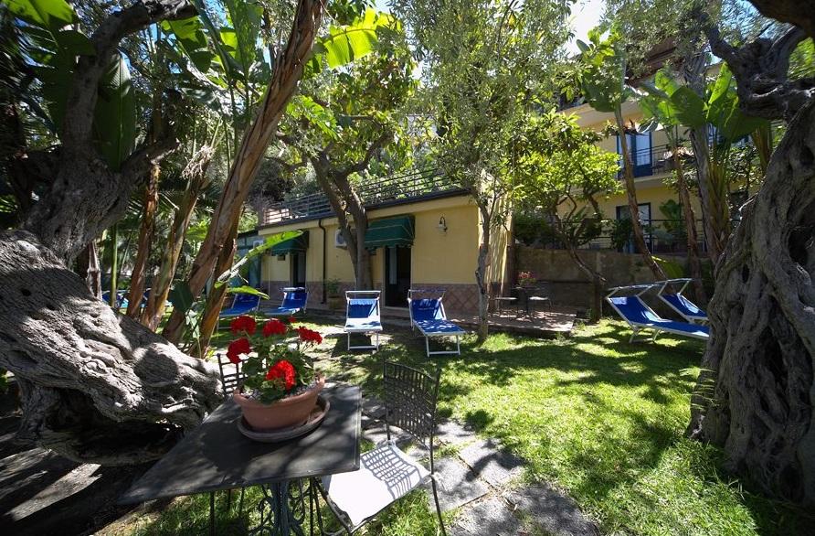 Hotel Baia Delle Sirene ตาออร์มินา ภายนอก รูปภาพ