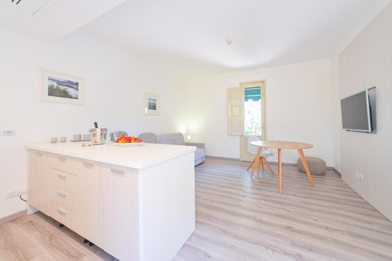 Hotel Baia Delle Sirene ตาออร์มินา ภายนอก รูปภาพ