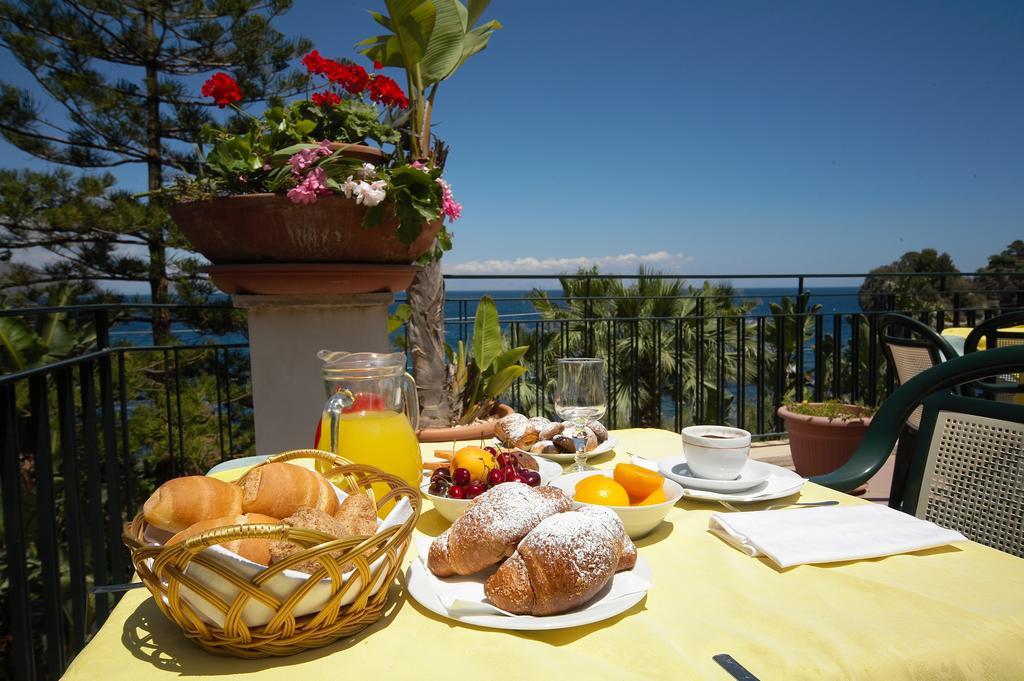 Hotel Baia Delle Sirene ตาออร์มินา ภายนอก รูปภาพ